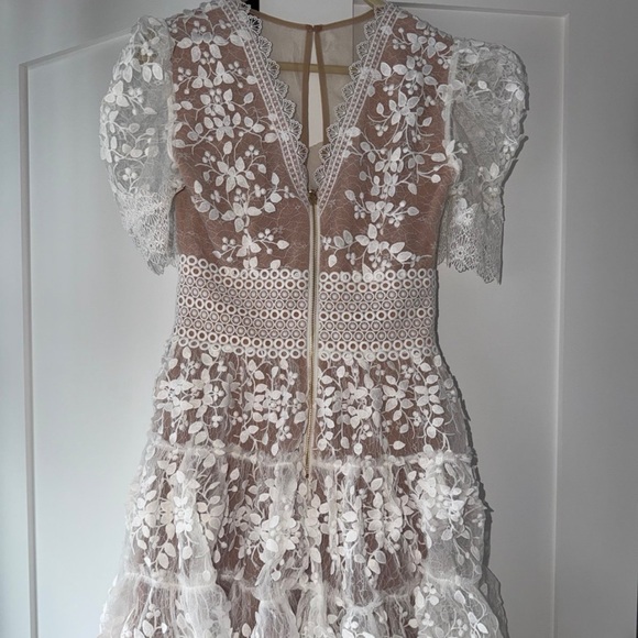 Bronx and Banco White and Brown Lace Dress - Picture 4 of 5